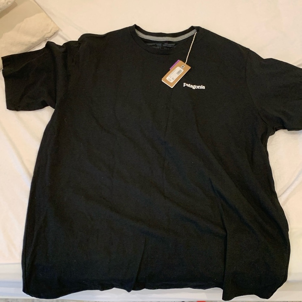 New with tags men’s XL black Patagonia t shirt